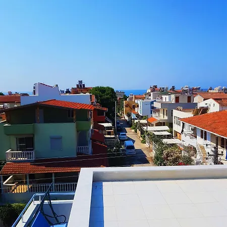 Ξενοδοχείο με διαμερίσματα Ata Apart *